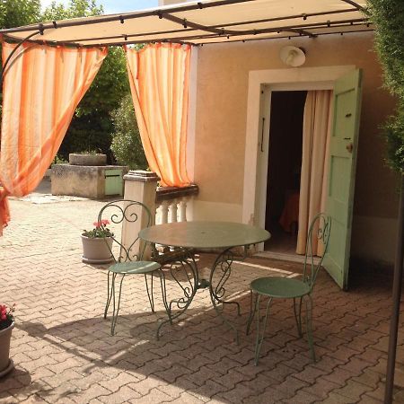 ヴナスク Mas La Cigaliere Bed & Breakfast エクステリア 写真