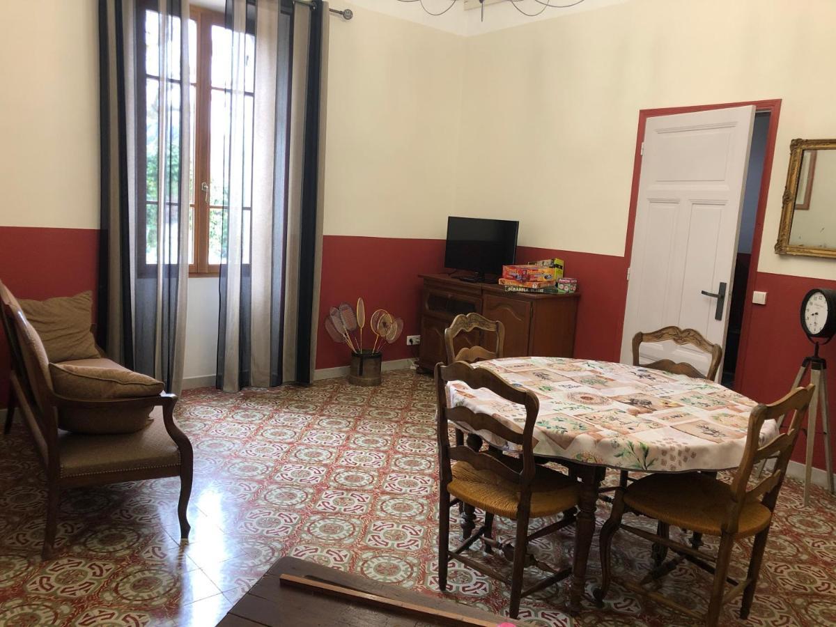 ヴナスク Mas La Cigaliere Bed & Breakfast エクステリア 写真