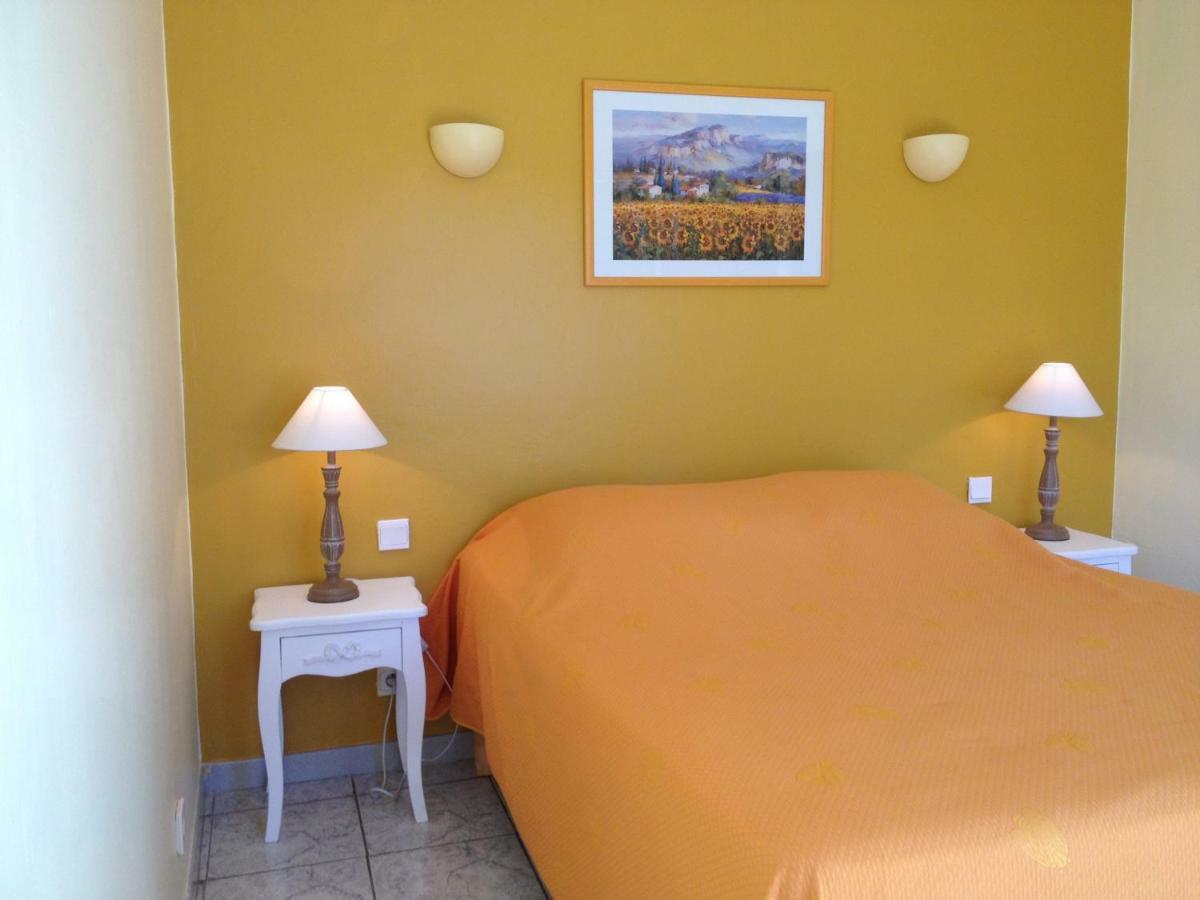 ヴナスク Mas La Cigaliere Bed & Breakfast エクステリア 写真